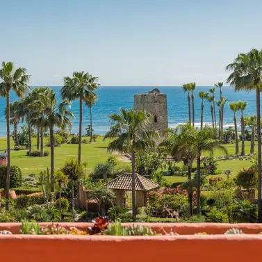 Venta de ático dúplex en Estepona
