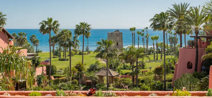 Venta de ático dúplex en Estepona 0