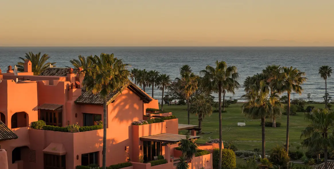 Venta de ático dúplex en Estepona 4