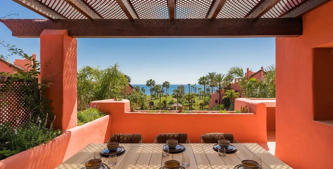 Venta de ático dúplex en Estepona 8