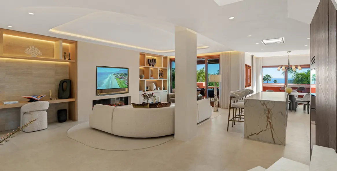 Venta de ático dúplex en Estepona 15