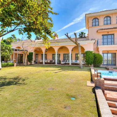 Venta de villa independiente en Benahavís