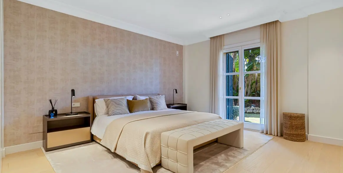 Venta de villa independiente en Benahavís 16