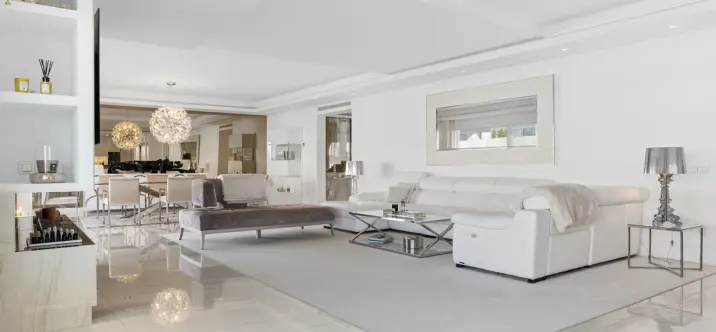 Short-term rent of middle floor apartment in Puerto Banús 1