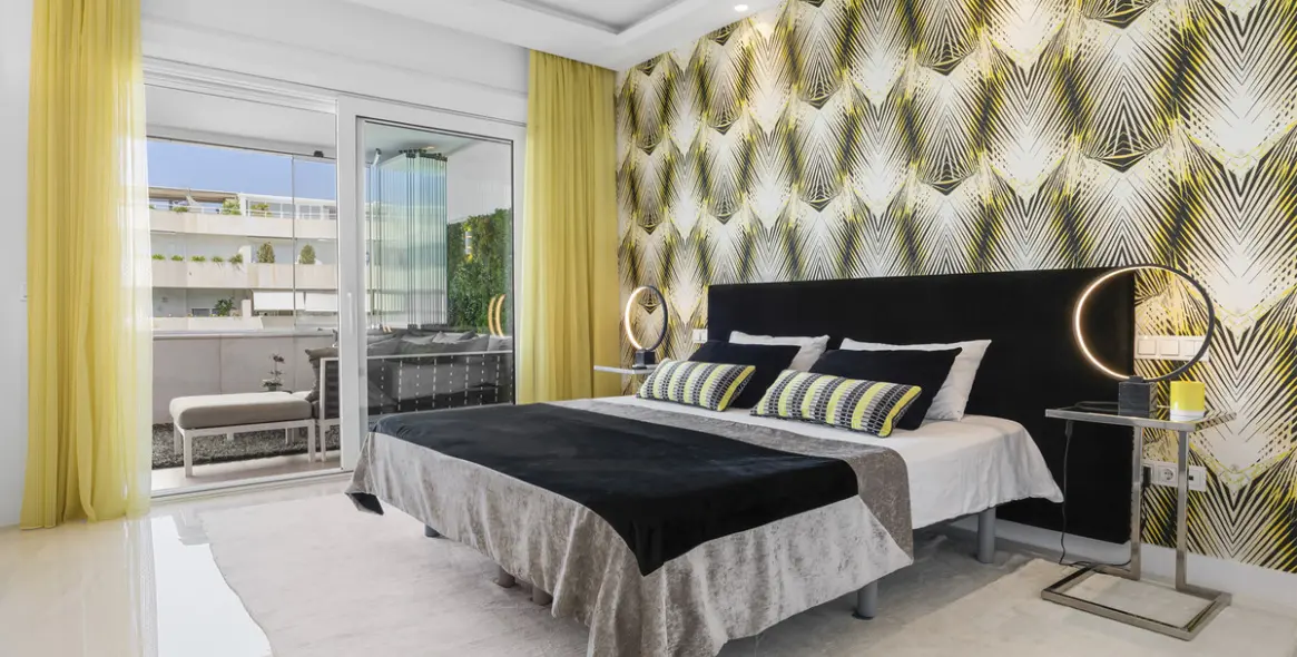 Short-term rent of middle floor apartment in Puerto Banús 26
