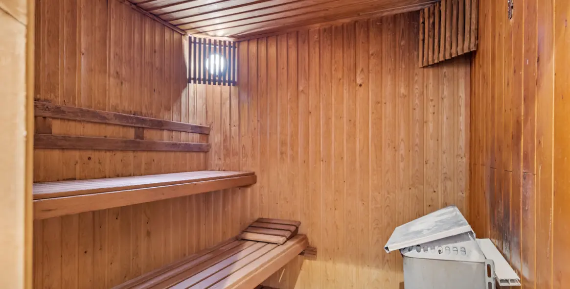Short-term rent of middle floor apartment in Puerto Banús 47