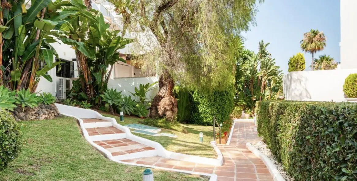Long-term rent of ground floor apartment in Marbella 2