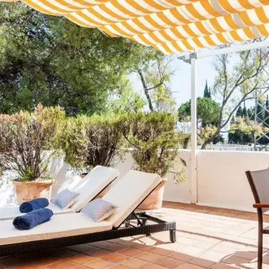 Долгосрочная аренда апартаментов на первом этаже в Marbella