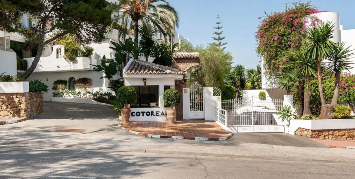 Long-term rent of ground floor apartment in Marbella 25