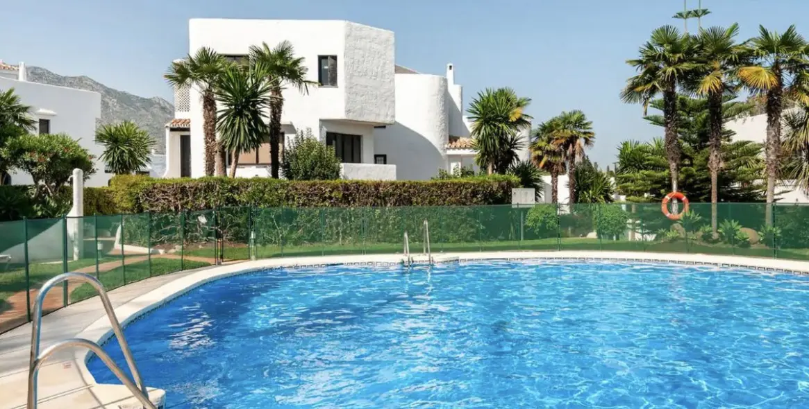 Long-term rent of ground floor apartment in Marbella 27