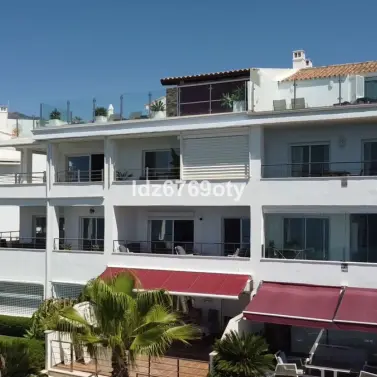 Venta de apartamento en planta media en Benalmadena Costa