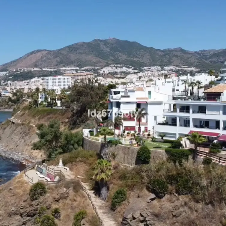 Продажа апартаментов на среднем этаже в Benalmadena Costa