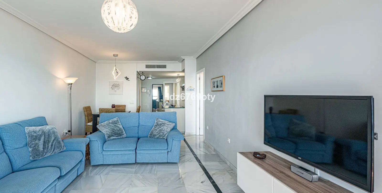 Venta de apartamento en planta media en Benalmadena Costa 14