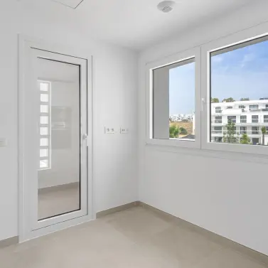 Продажа апартаментов на среднем этаже в La Cala de Mijas