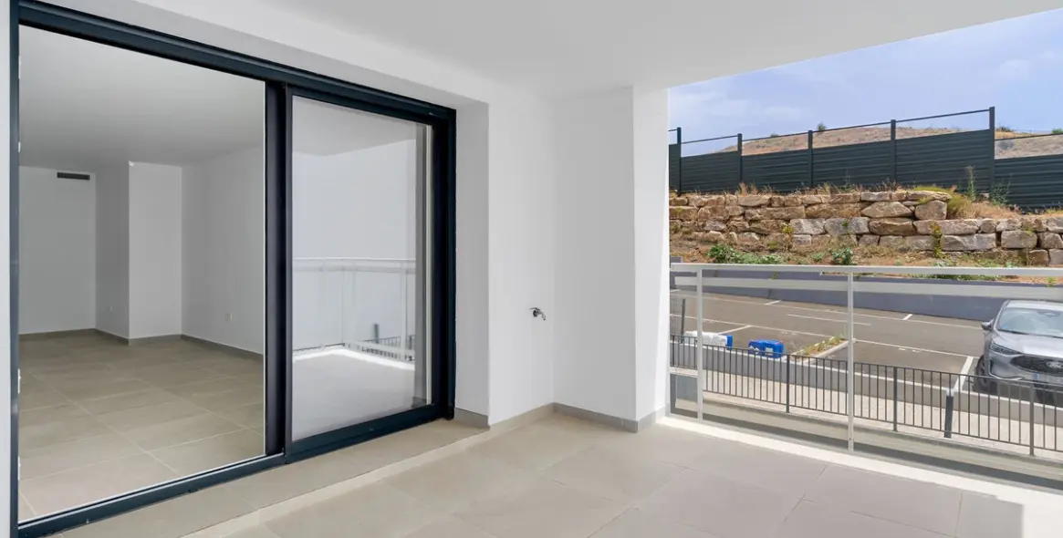 Venta de apartamento en planta media en La Cala de Mijas 11