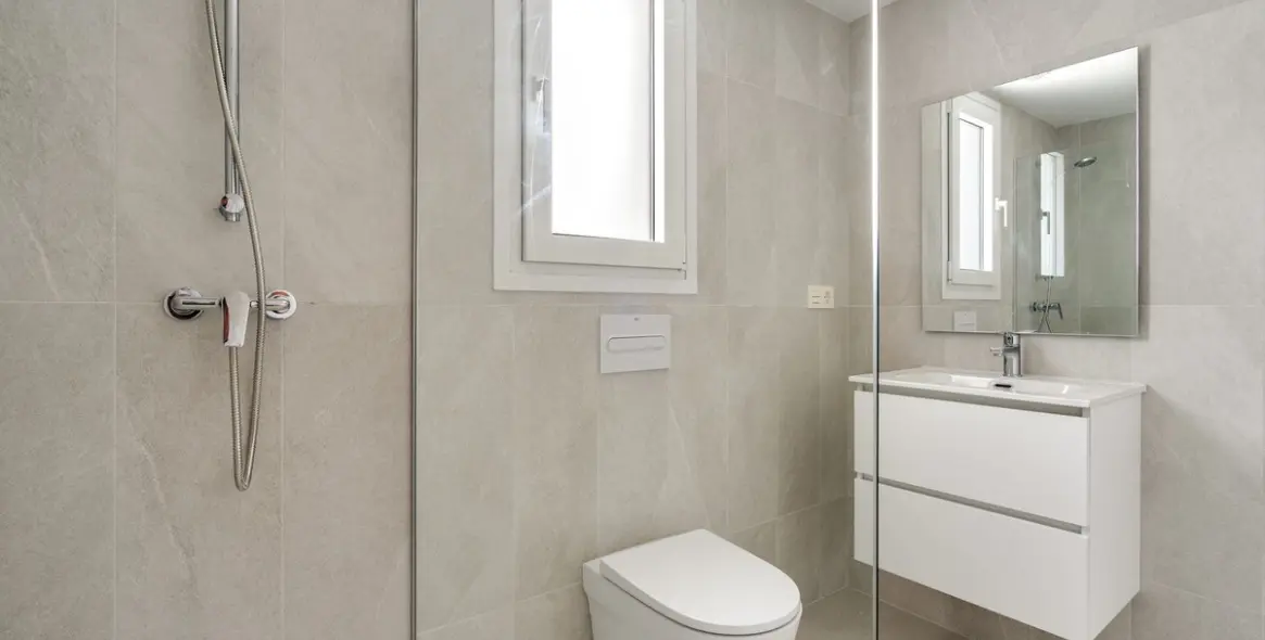 Venta de apartamento en planta media en La Cala de Mijas 17