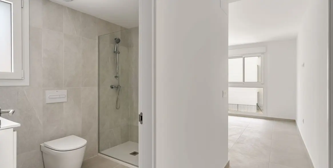 Venta de apartamento en planta media en La Cala de Mijas 19