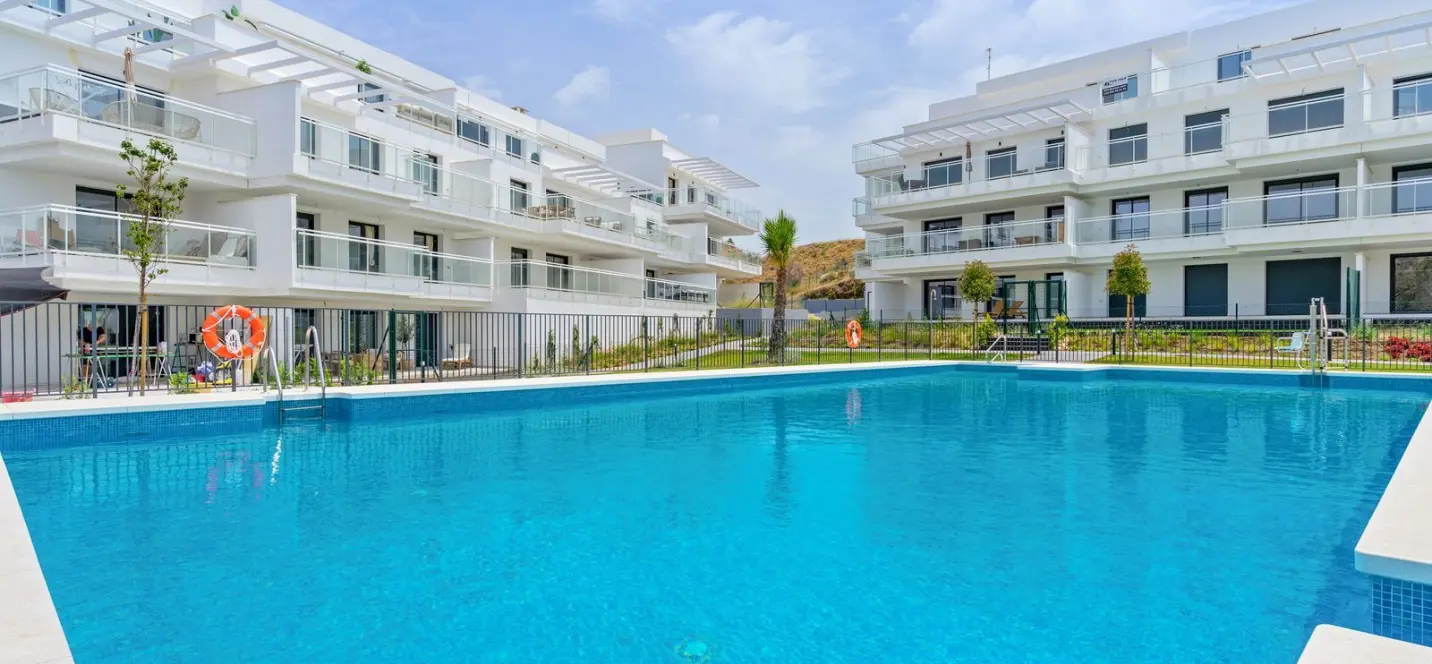 Sale of middle floor apartment in La Cala de Mijas 0