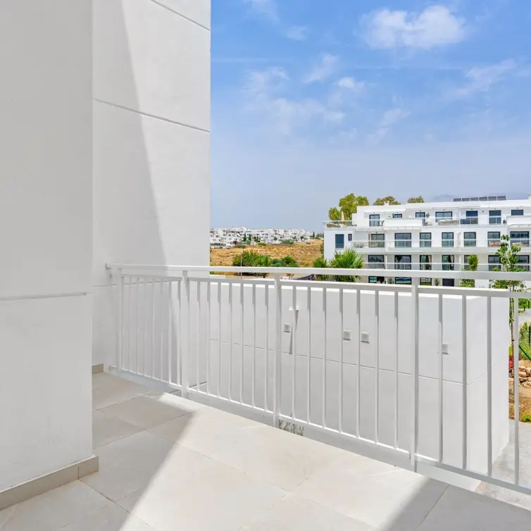 Sale of middle floor apartment in La Cala de Mijas