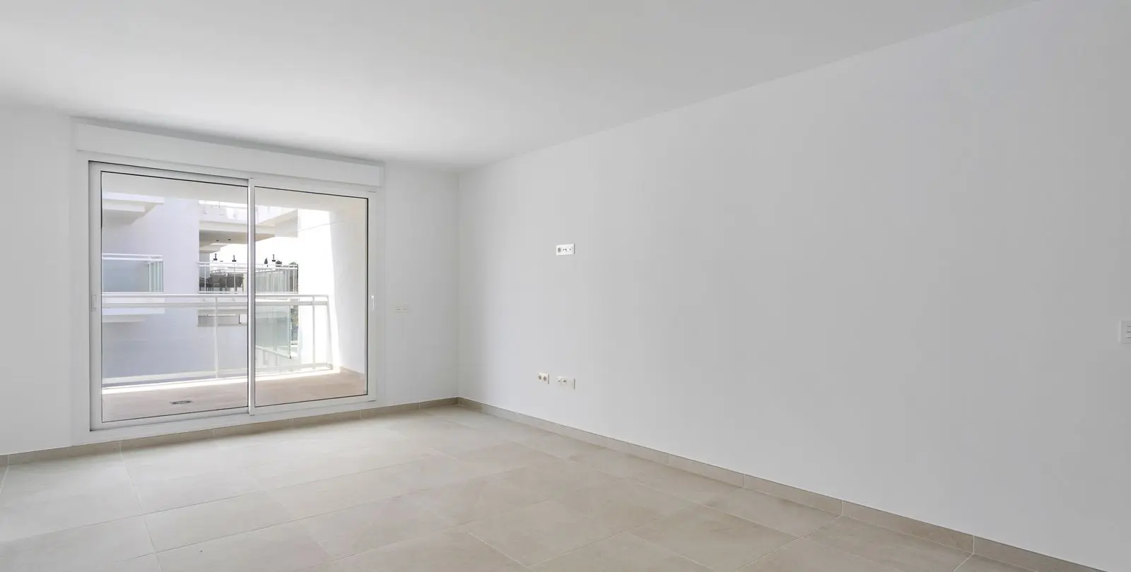 Venta de apartamento en planta media en La Cala de Mijas 8