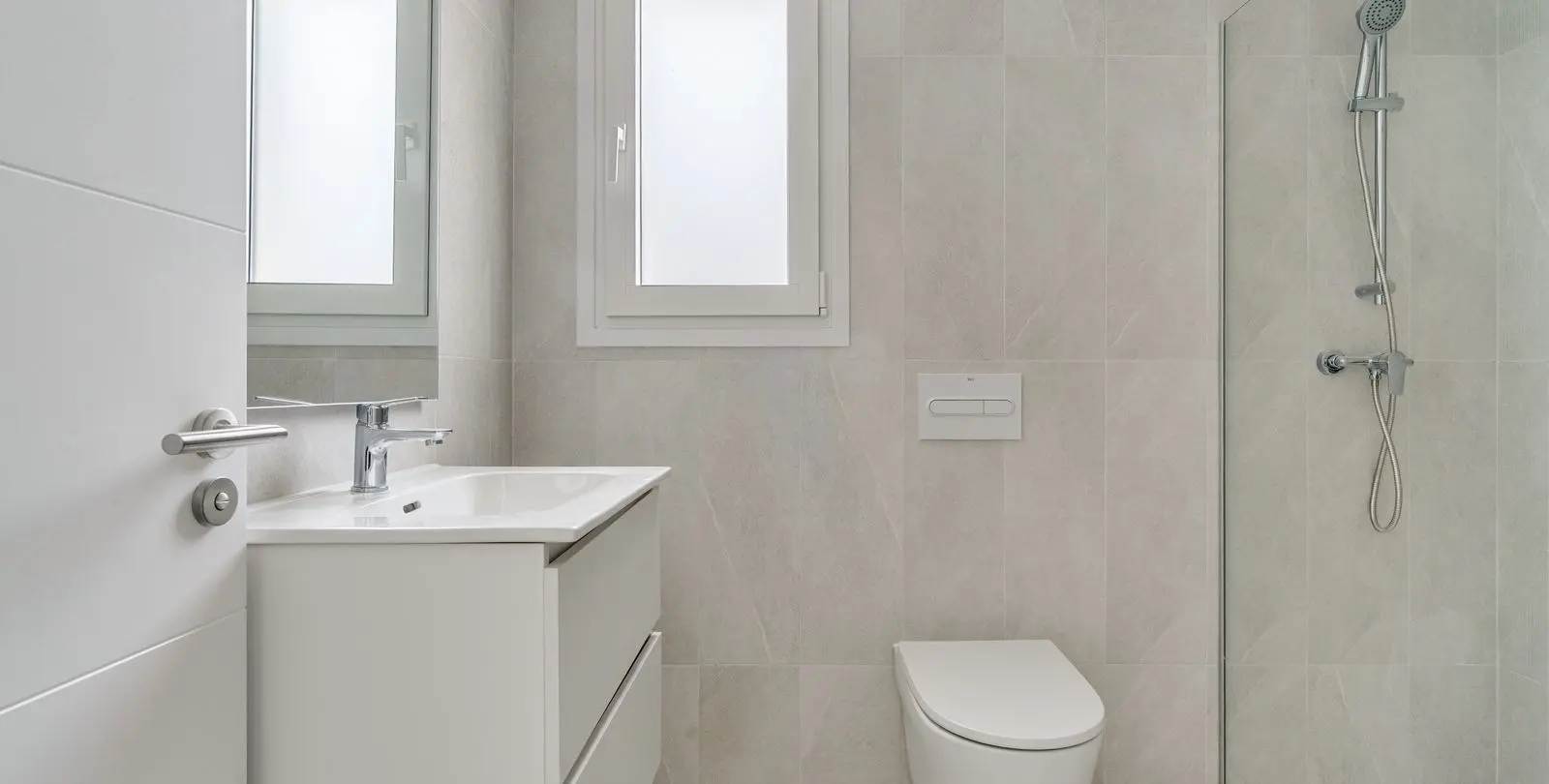 Venta de apartamento en planta media en La Cala de Mijas 18