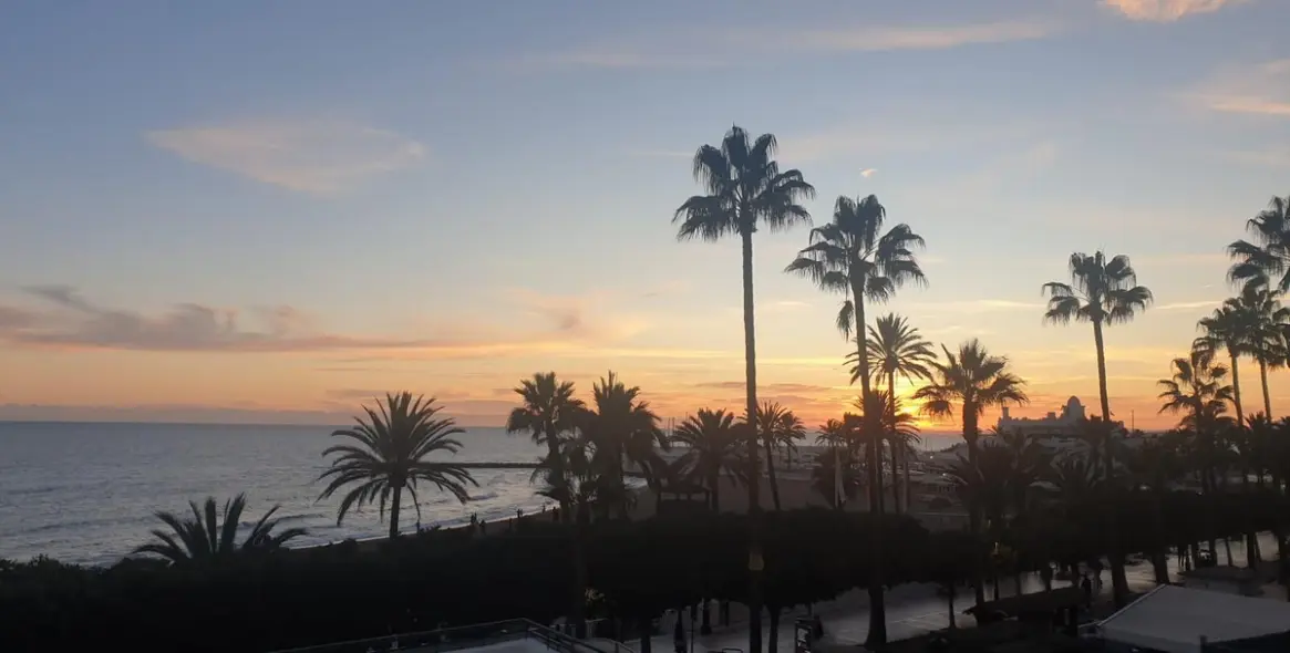 Продажа апартаментов на среднем этаже в Marbella 17