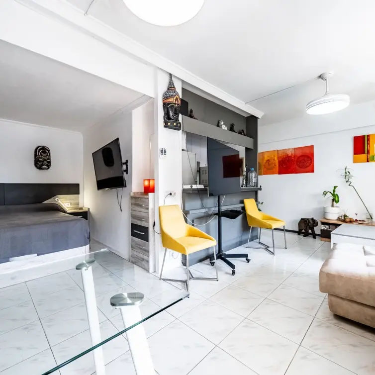 Sale of middle floor apartment in Marbella