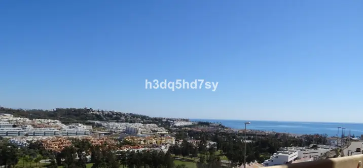 Продажа двухуровневых апартаментов в La Cala de Mijas 0