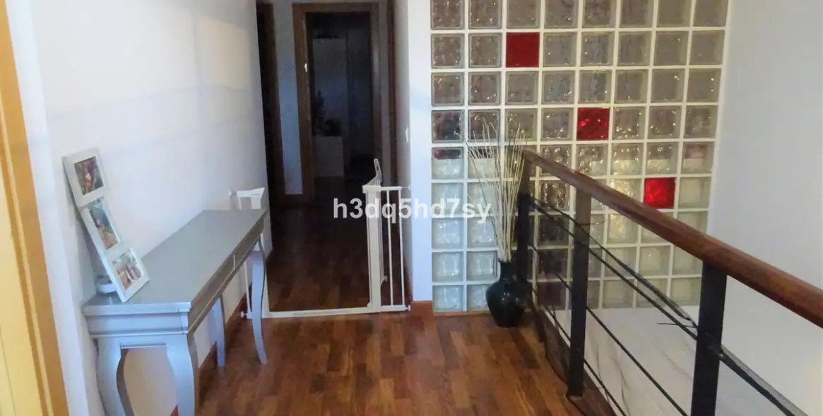 Продажа двухуровневых апартаментов в La Cala de Mijas 8