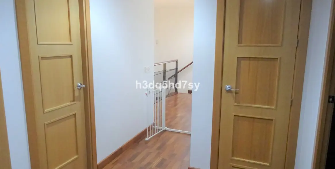 Продажа двухуровневых апартаментов в La Cala de Mijas 12