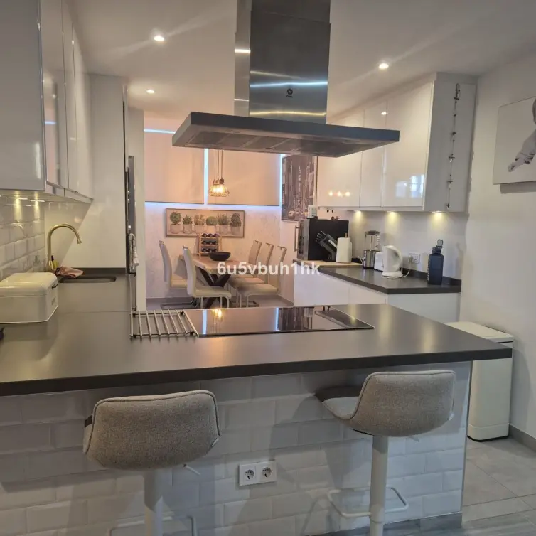Sale of ground floor apartment in Los Pacos