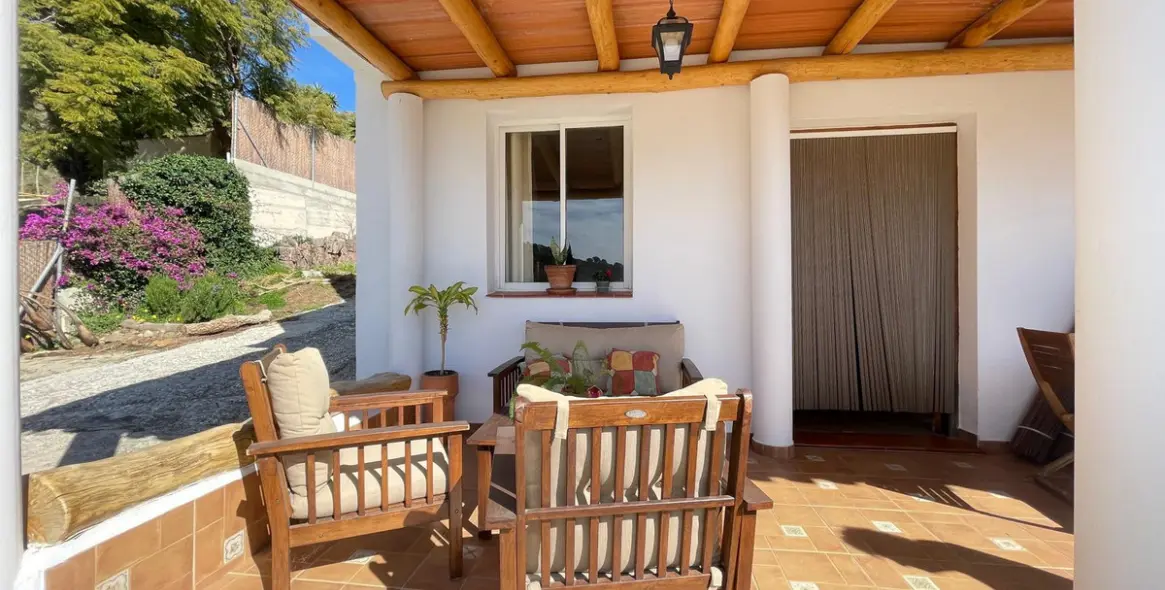 Sale of farm in Estepona 18
