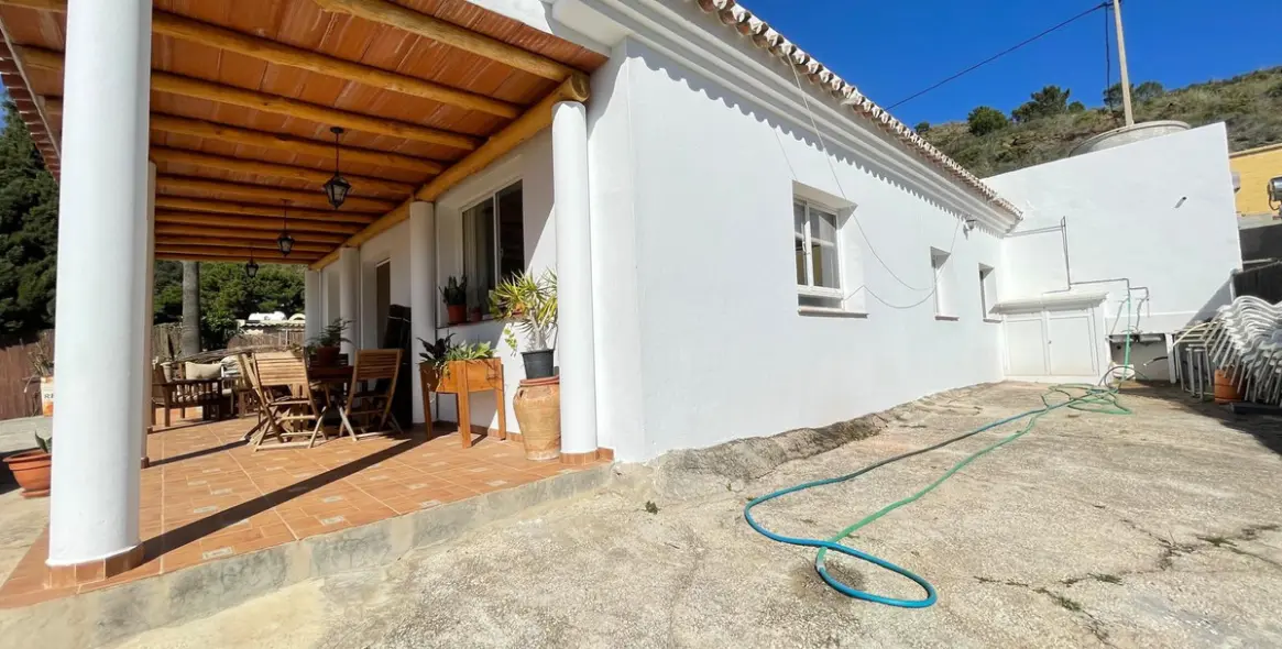 Sale of farm in Estepona 26
