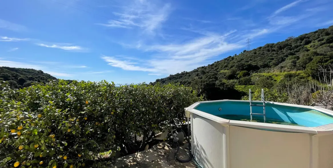 Sale of farm in Estepona 28