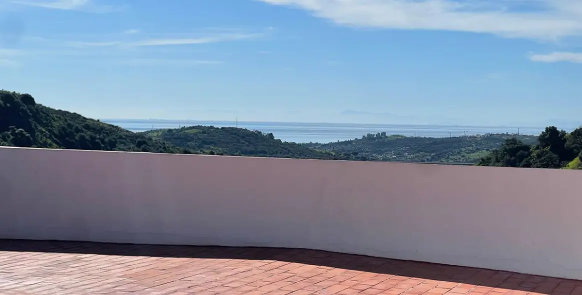 Sale of farm in Estepona 36