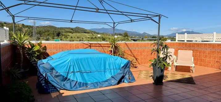 Sale of penthouse in Estepona 3