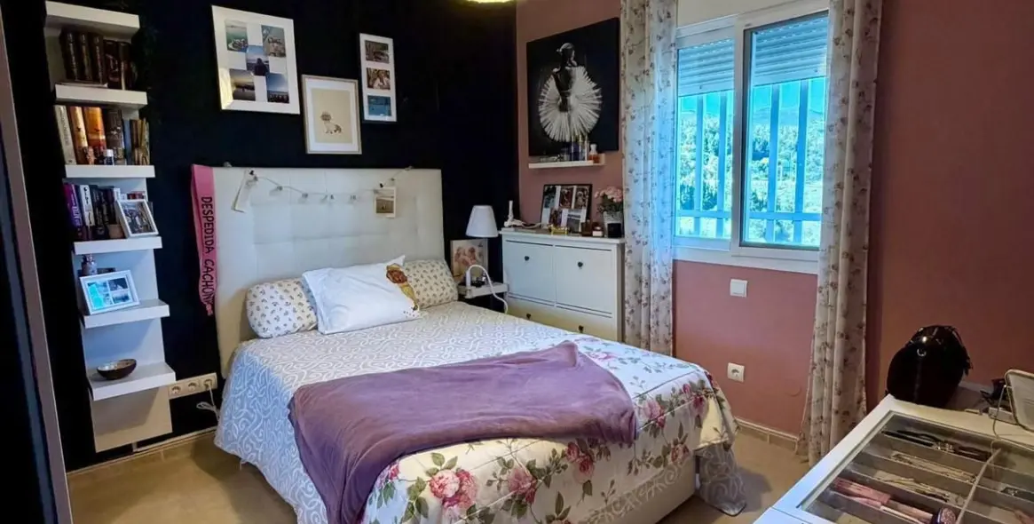 Sale of penthouse in Estepona 17