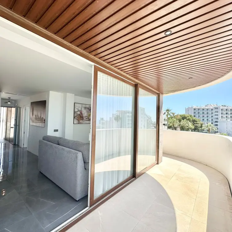 Продажа апартаментов на среднем этаже в Benalmadena Costa