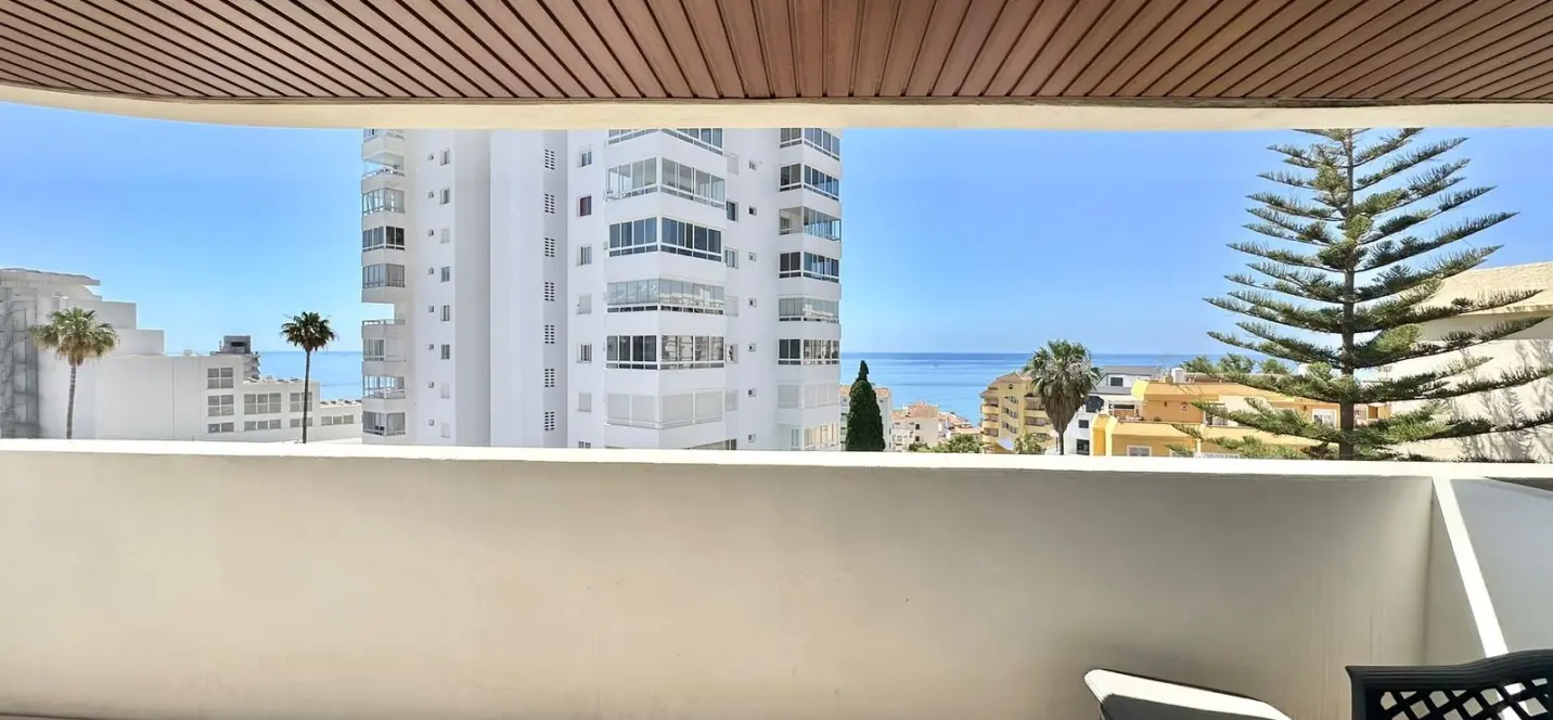 Продажа апартаментов на среднем этаже в Benalmadena Costa 1
