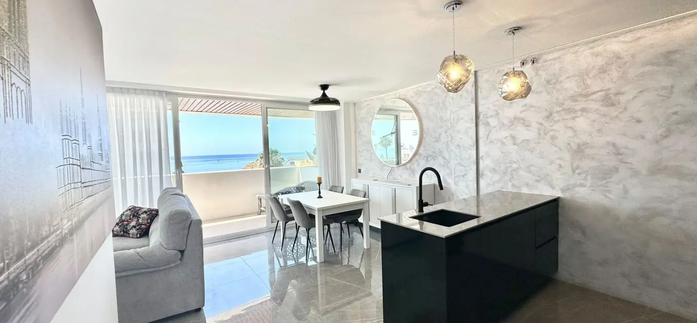 Продажа апартаментов на среднем этаже в Benalmadena Costa 3