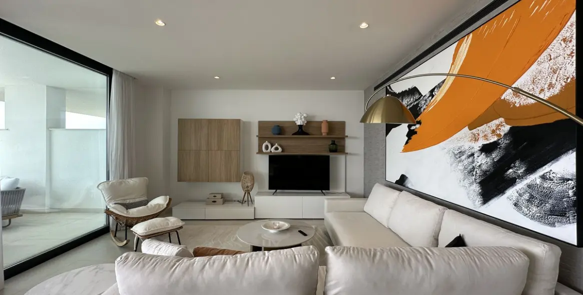 Sale of ground floor apartment in Benalmadena 2