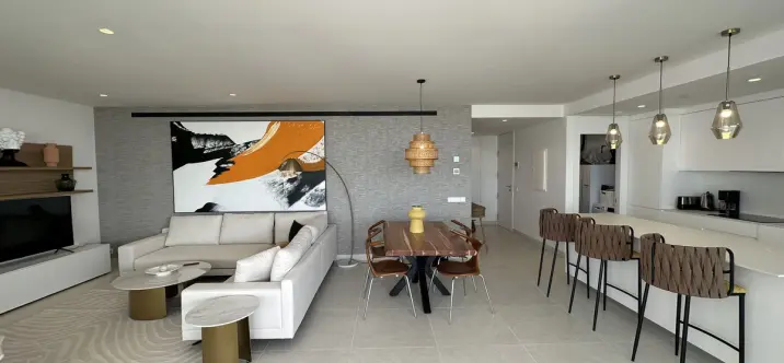 Sale of ground floor apartment in Benalmadena 2