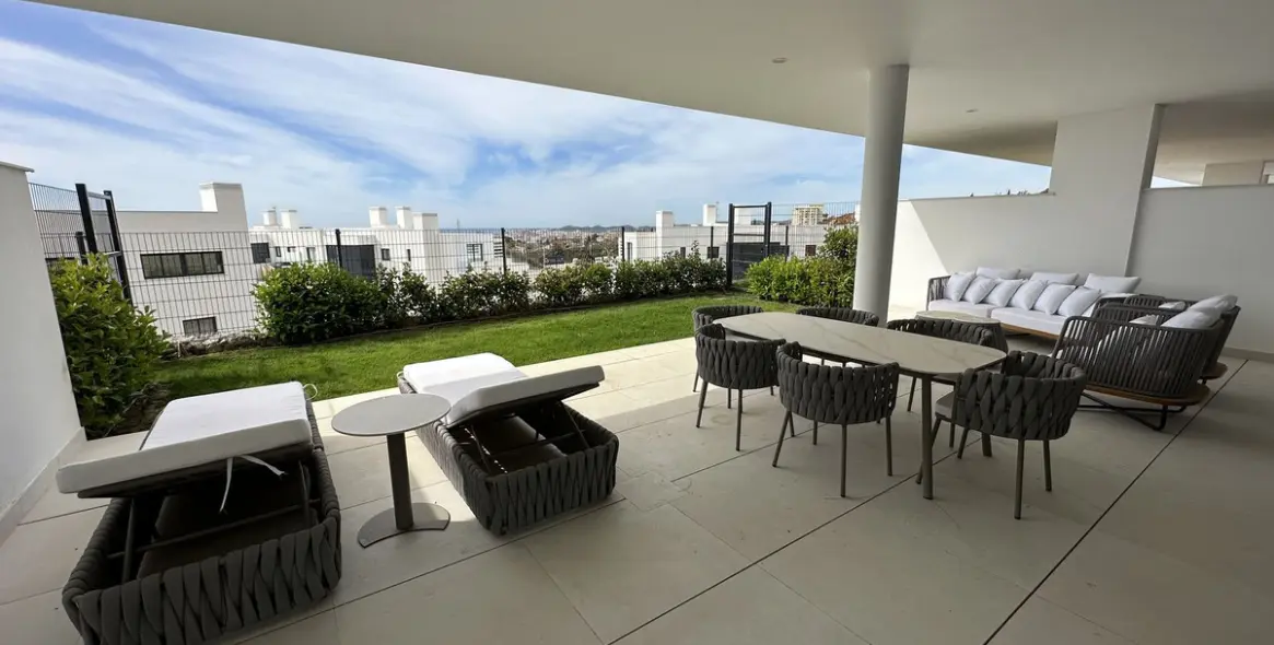 Sale of ground floor apartment in Benalmadena 13