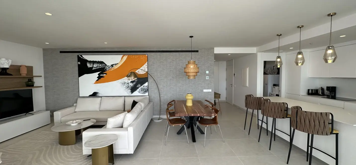 Sale of ground floor apartment in Benalmadena 2