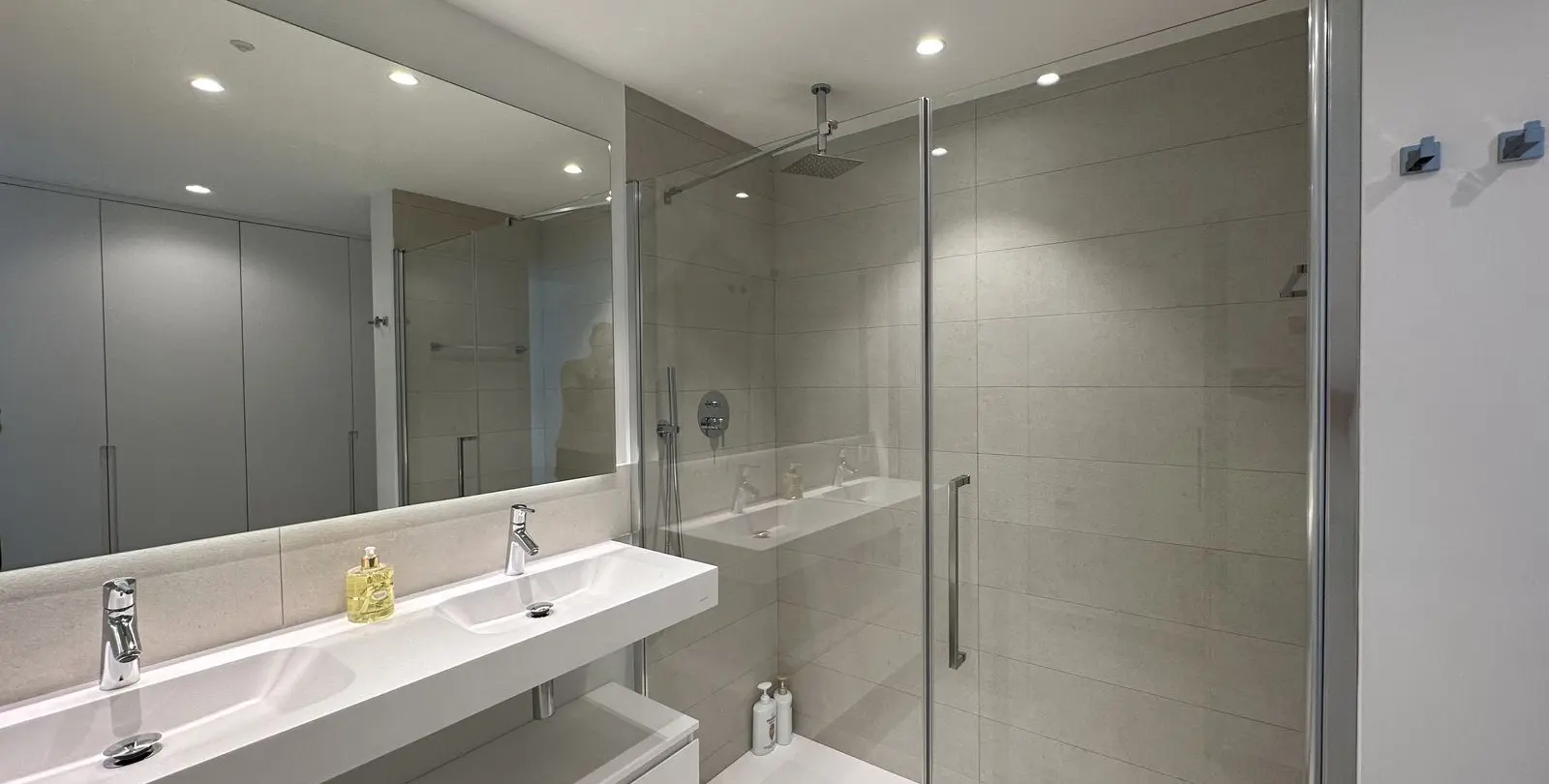 Sale of ground floor apartment in Benalmadena 8
