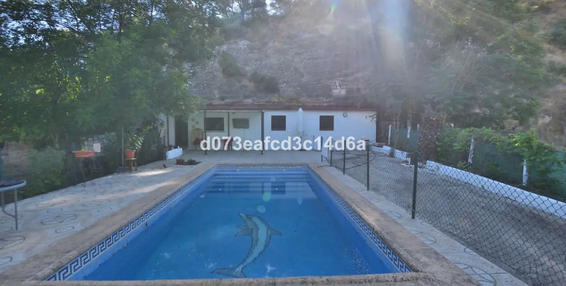 Venta de granja en Arriate 20