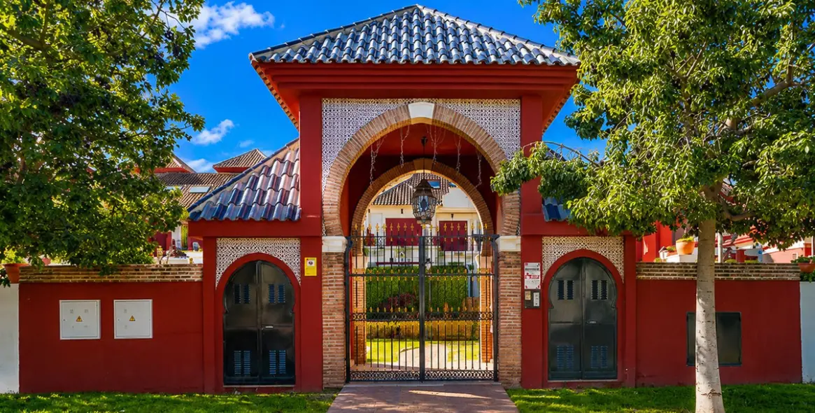 Venta de adosado en Torrequebrada 2