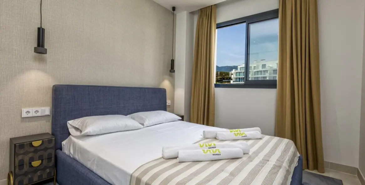 Venta de apartamento en planta media en Higueron 15