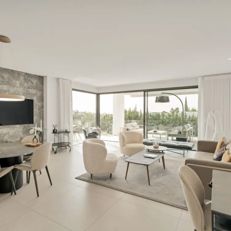 Venta de apartamento en planta media en La Quinta