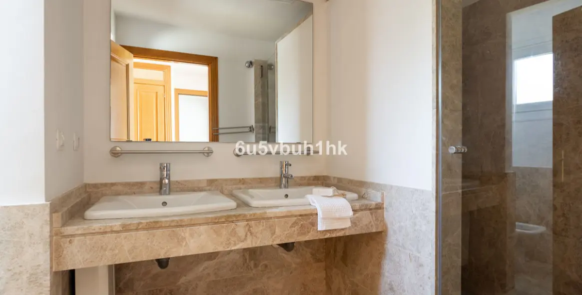 Venta de villa independiente en Santa Clara 14